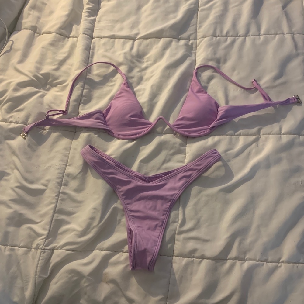 Bikini high bottom, low cut top with under wiring